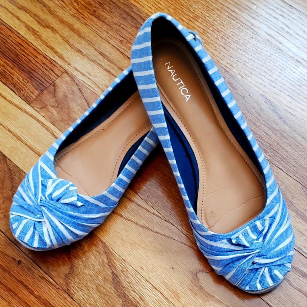 Nautica Flat Size 8